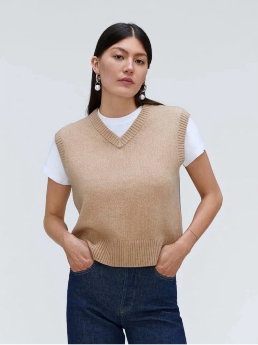 Everlane Women's V-Neck Sweater Vest in Camel